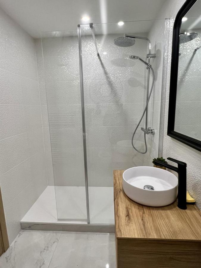 Appt Vue Mer Exceptionnelle Triple Expo - 70M 2Ch - Renove Сен-Каст-льо-Гилдо Екстериор снимка
